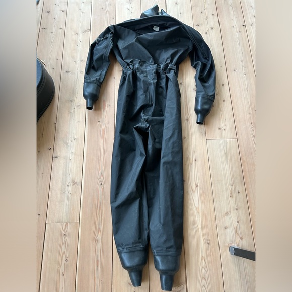 🐦⬛EUC Bare ULTRA DRY Suit XS Adult - Picture 2 of 5
